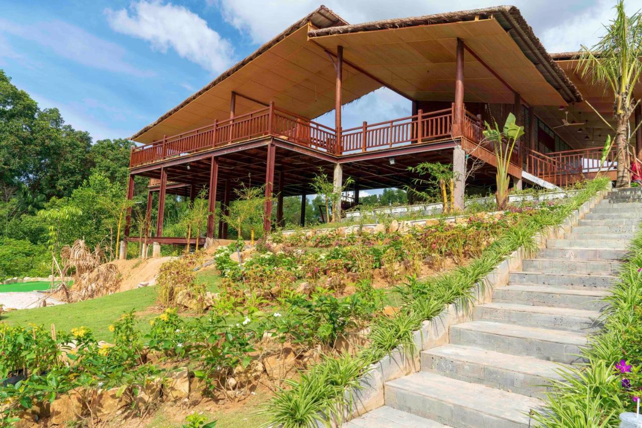 Phu Quoc Bambusa Resort Экстерьер фото